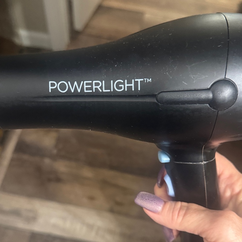 Black Hair Dryer, &chi flat iron used and no diffuser, both  working proper